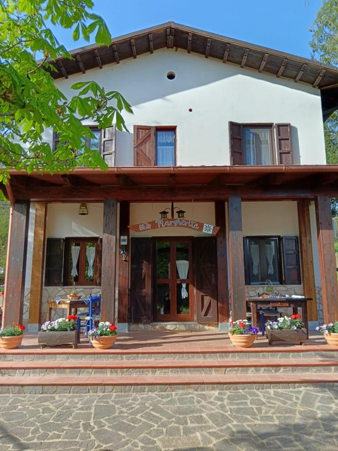 Bed And Breakfast Margherita & Home Restaurant Gerano Exterior foto
